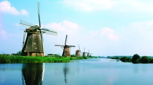 Follow us to the famous windmills of Kinderdijk