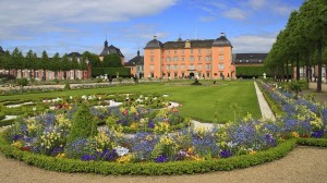 Explore the picturesque gardens of Schwetzingen Palace in Germany with Jan Enss