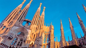 Immerse yourself in Antoni Gaudí’s architecture with guest lecturer Viv Lawes