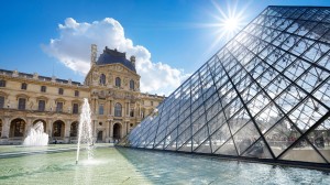 Explore artistic masterpieces in Paris with guest lecturer Robert Schonfeld