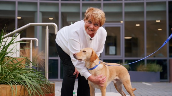 Anne Diamond visits London’s Battersea Dogs & Cats Home