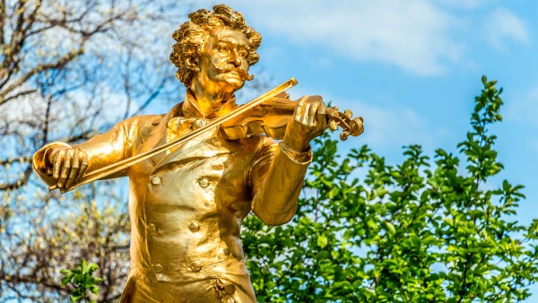 Discover the timeless elegance of Johann Strauss’s “The Blue Danube”