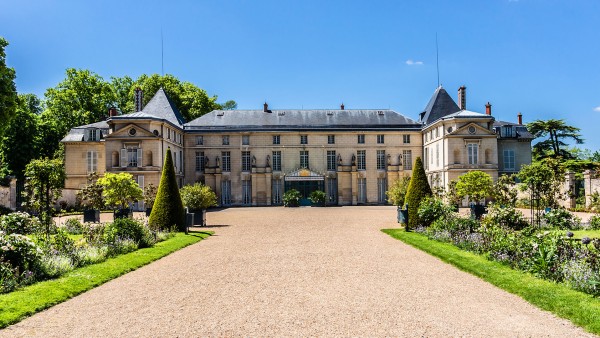 Tour Napoleon’s Château de Malmaison with Jean Newman Glock 