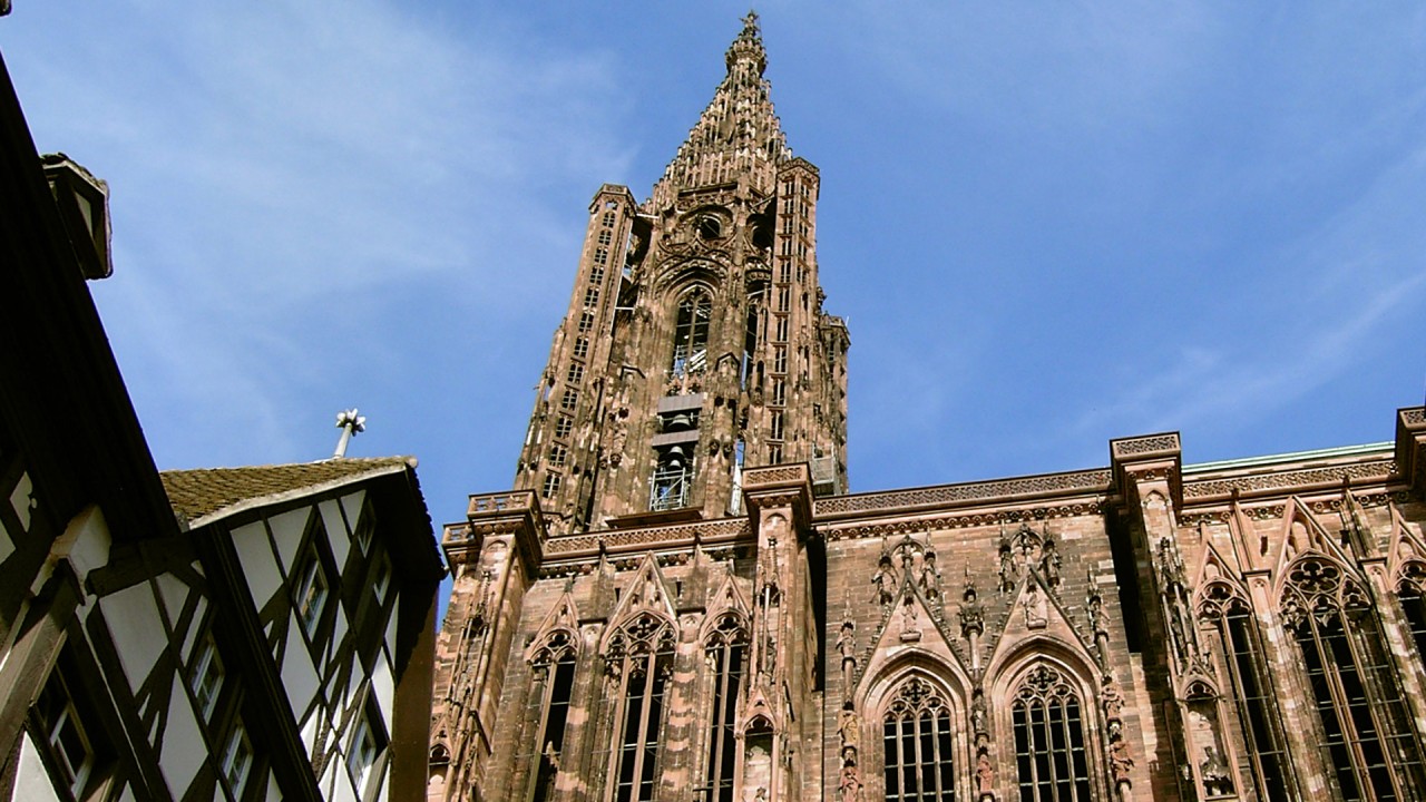 Admiring Castles & Cathedrals - Heidelberg to Strasbourg