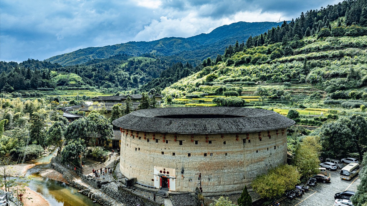 Tour historic structures in China’s Fujian Province with Joost Ouendag and Jean Newman Glock