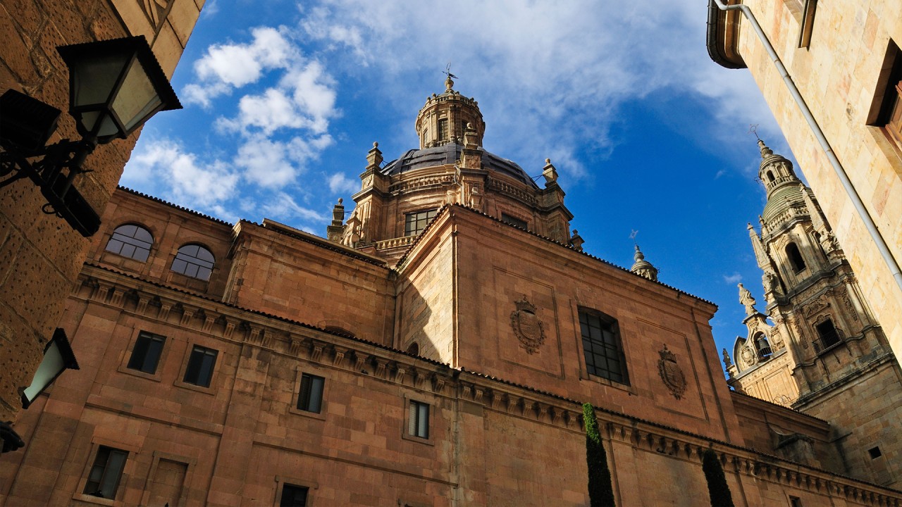 Spend a day in Salamanca with Shehnaz Hansraj)