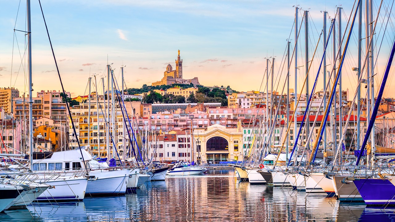 Uncover the charms of southern France with Jean Newman Glock